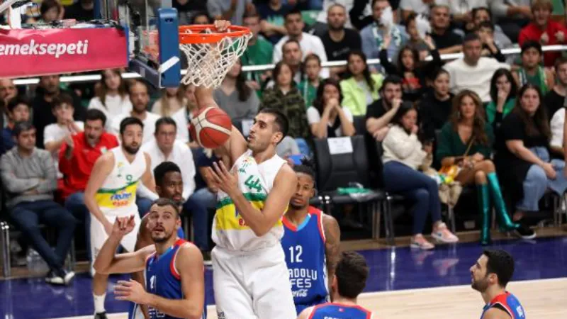 Frutti Extra Bursaspor - Anadolu Efes: 88-86