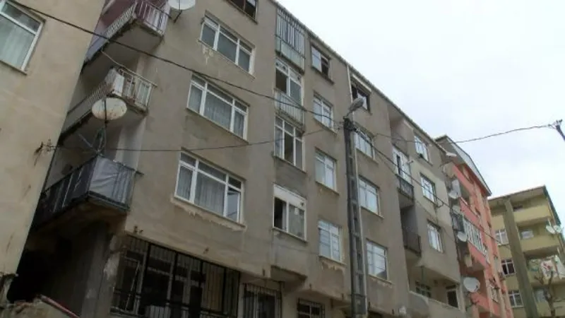 Tuzla'da riskli binalar tahliye ediliyor 