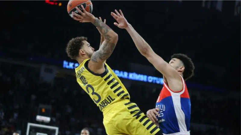 Anadolu Efes - Fenerbahçe Beko: 79-88