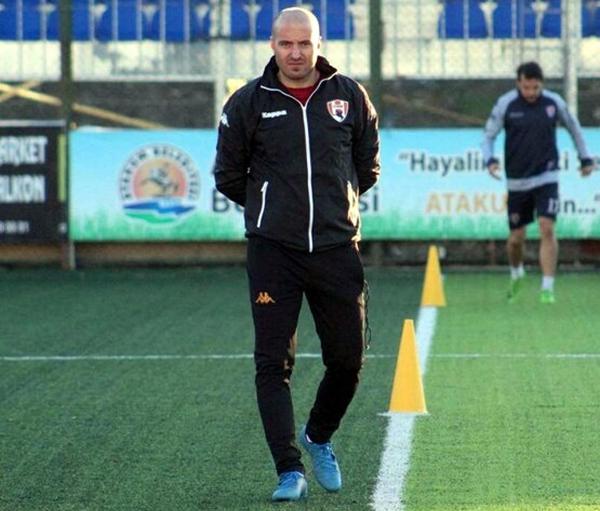 Bergama FK teknik direktörünü buldu