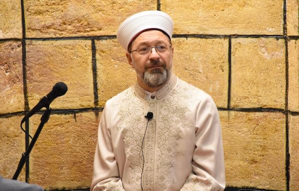 Diyanet İşleri Başkanı Erbaş: İbadetlerin sadece ruha değil, bedenimize de faydası var