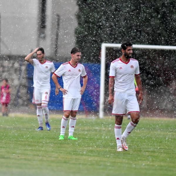 Uşakspor-Turgutluspor hazırlık maçına sağanak engeli