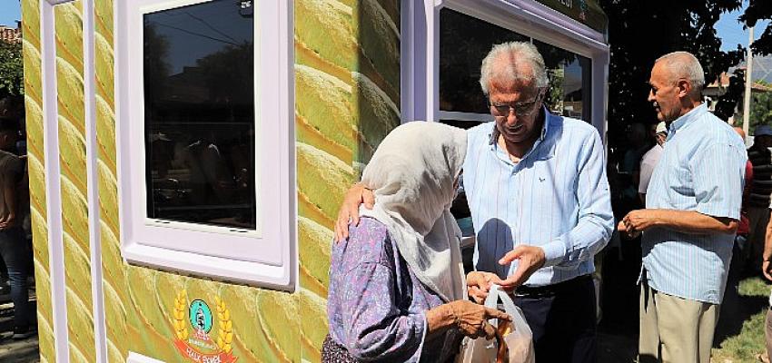 Ödemiş’te Halk Ekmek Büfeleri faaliyete geçti