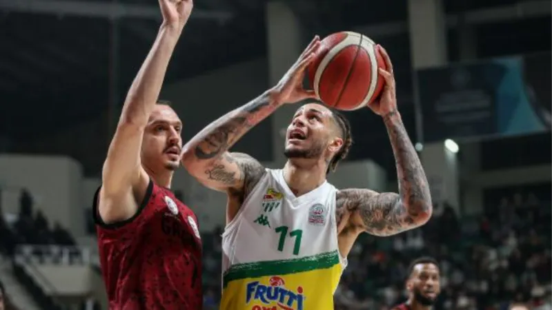 Frutti Extra Bursaspor: 85-82 :Gaziantep Basketbol