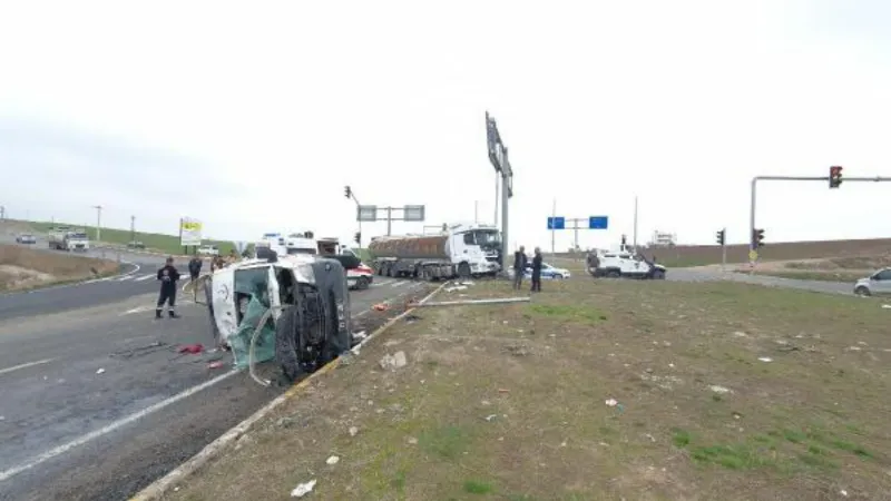 TIR ile çarpışan ambulanstaki Cennet öldü, 6 kişi yaralı