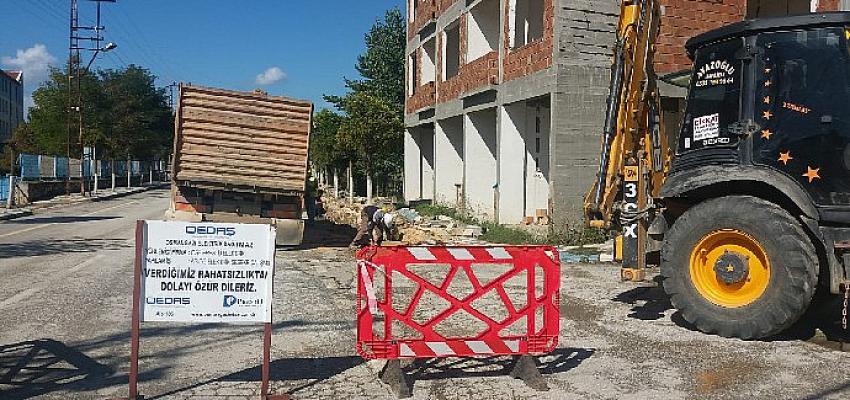 Pazaryeri ilçesinde elektrik telleri yer altına alınıyor