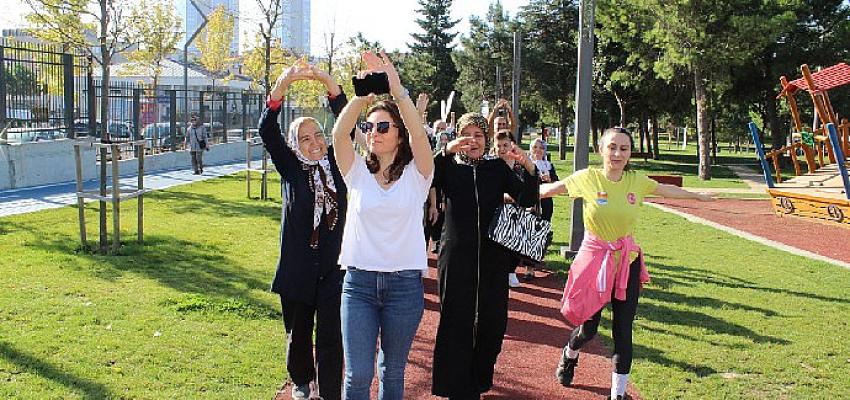 Zeytinburnu’nda "1 Ekim Dünya Yaşlılar Günü" Etkinliği