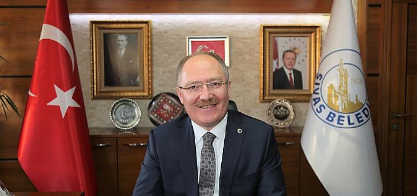 Sivas Belediye Başkanı Hilmi Bilgin'den Mevlid Kandili Mesajı