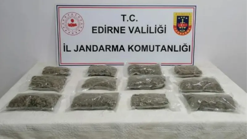 Stepnede 3 kilo uyuşturucu ele geçirildi