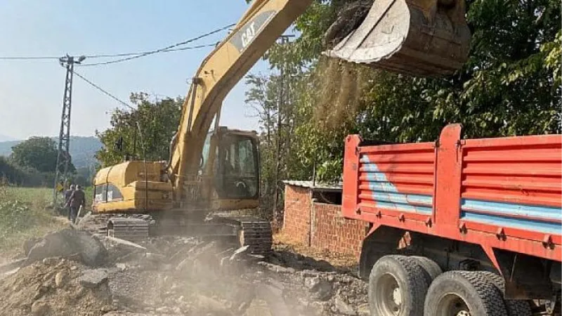 Beydağ’da Yol Düzenleme Çalışması Yapılıyor