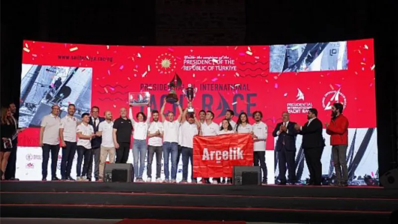 Cumhurbaşkanlığı 3. Uluslararası Yat Yarışları Ana Sponsoru DHL’den Trofe Birincisi Arçelik Yelken Takımına Özel Ödül