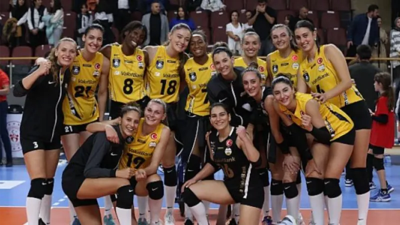 VakıfBank, sezona galibiyetle başladı