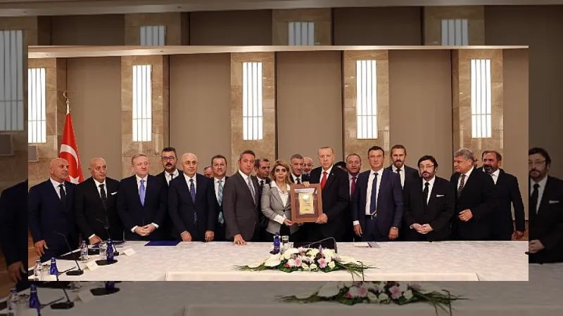 Cumhurbaşkanı Erdoğan, Kulüpler Birliği heyetini kabul etti