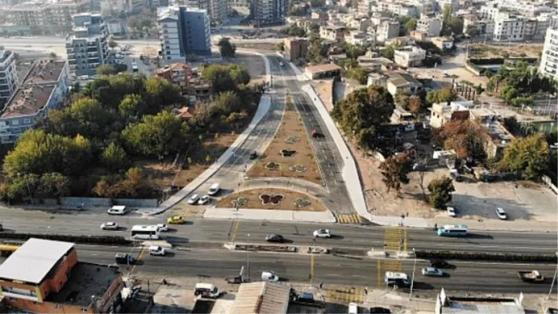 İzmir Ordu Bulvarı'ndan Anadolu Caddesi'ne kesintisiz ulaşım başladı