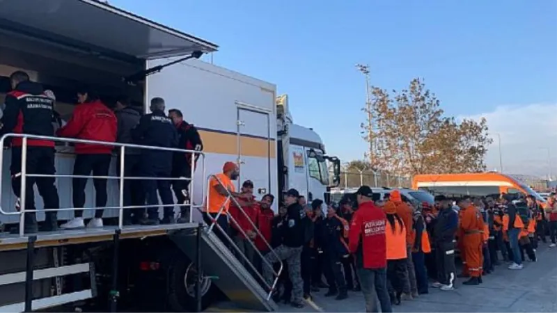 Zeytinburnu Belediyesi Arama Kurtarma Ekipleri ‘Deprem Tatbikatı’nda