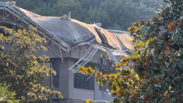 Beykoz'da çatısı çöken havuzdan yaralı kurtulan çocuğun babası konuştu