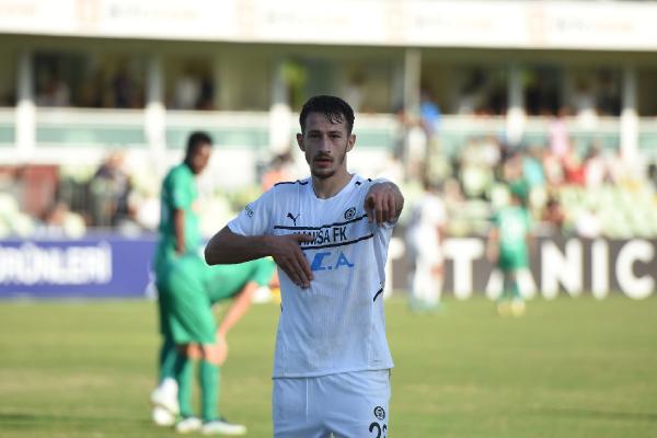Manisa FK'da Mehmet Uysal golle döndü