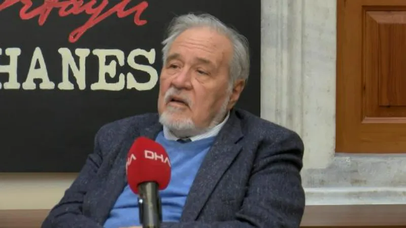 İlber Ortaylı: Eğitim ticarete döndü; ilan veren liseler türedi  