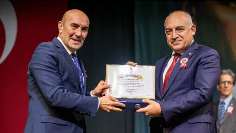 TFF Başkanı Büyükekşi'ye İzmir'de özel ödül