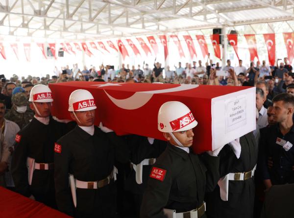 Şehit Uzman Çavuş Şimşek, son yolculuğuna uğurlandı