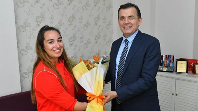 Başkan Özyiğit’ten Miray Ulaş’a tebrik ziyareti