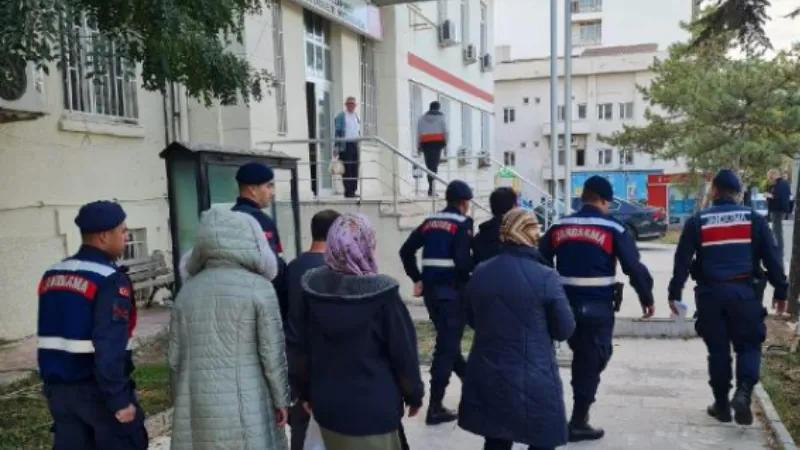 Edirne’de 77 terör şüphelisi tutuklandı