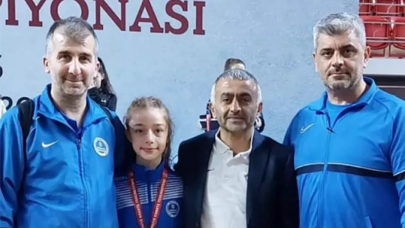 Altyapı fabrikası Kağıtspor