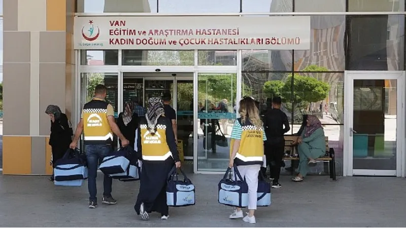 Van Büyükşehir Sağlık Çalışmalarıyla Vatandaşların İmdadına Koştu