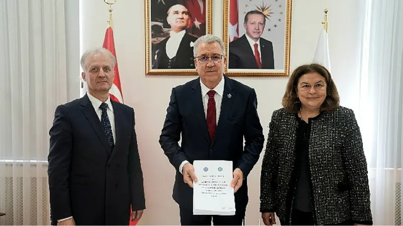 Ege Üniversitesi ile Azerbaycan Devlet İktisat Üniversitesi arasında “Çift Diploma" protokolü