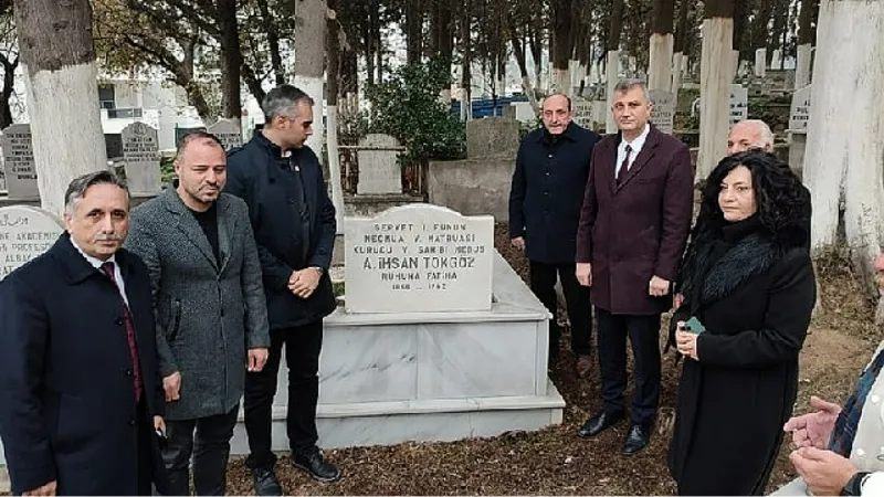 İhsan Tokgöz Gölcük'te Kabri Başında Anıldı