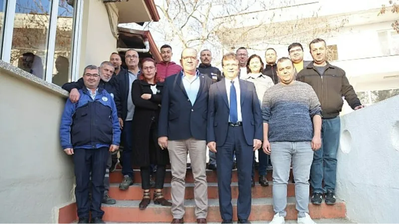 Edremit Belediye Başkanı Selman Hasan Arslan, personelin yeni yılını kutladı