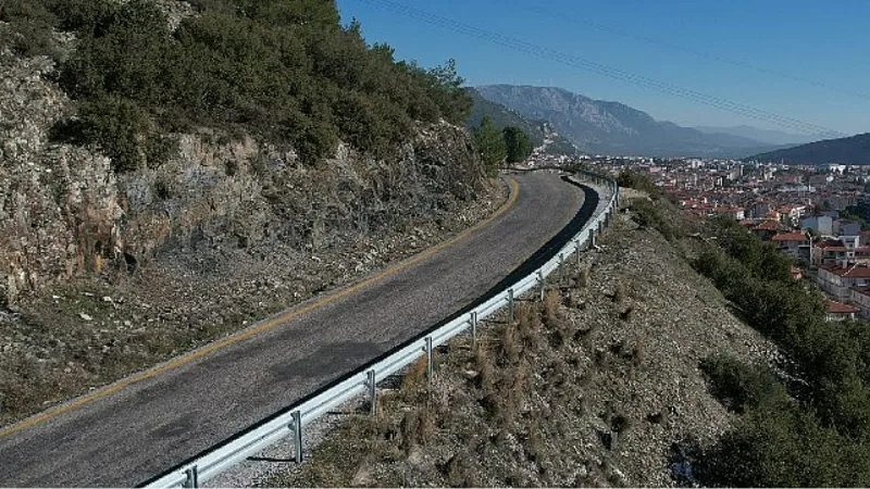 Muğla Büyükşehir Güvenli Yol Çalışmalarına Devam Ediyor