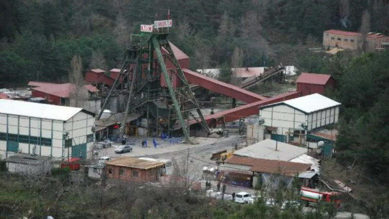 Amasra’da maden ocağında yangını söndürmek için kurulan barajlar kaldırılıyor