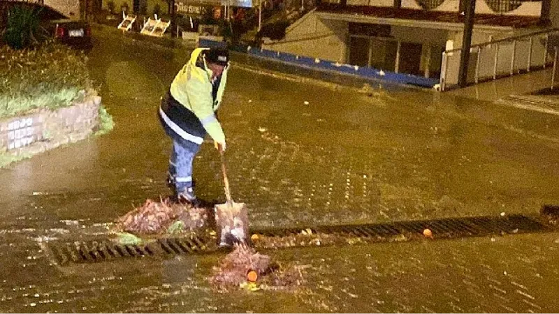 Sağanak Yağış ve Fırtınaya Karşı Didim Belediyesi Teyakkuza Geçti