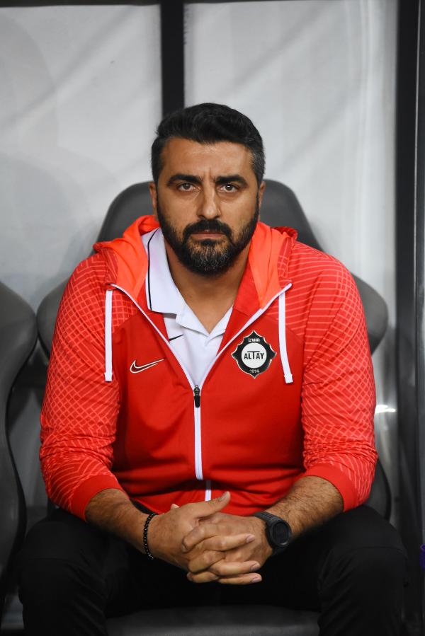 Altay'da Kaloğlu görüşme odasına