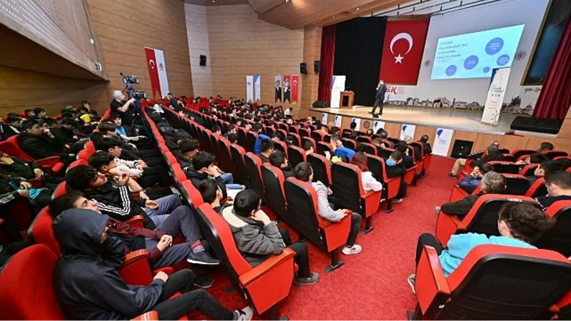 Enerjik Okullar Faz II Projesi 1000'den fazla meslek lisesi öğrencisine ulaştı