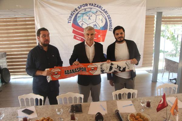 Adanaspor Teknik Direktörü Karaveli: Burada olmaktan çok mutluyum