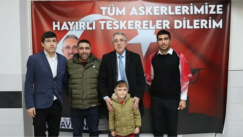 Başkan Savran, Asker Uğurlama Törenine Katıldı