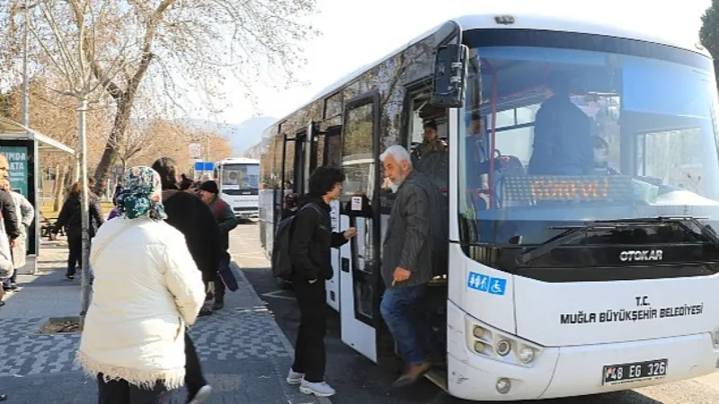 Muğla Büyükşehir Belediyesi Depremzedeleri Ücretsiz Taşıyor