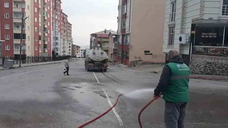 Canik'te Cadde ve Sokaklarda Yoğun Mesai