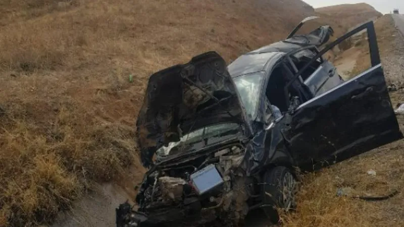 Kırıkkale'de otomobil takla attı; 3 yaralı