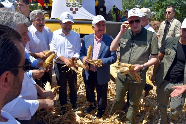 Bakan Kirişci: Hiçbir ürünün yokluğunu çekmiyoruz