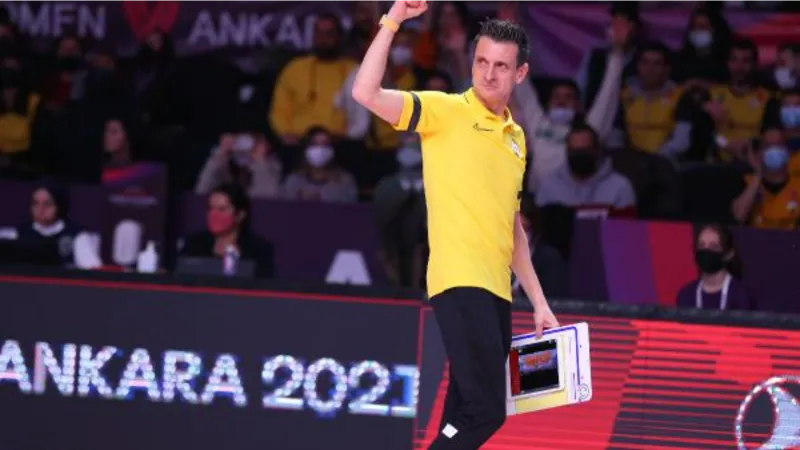 Giovanni Guidetti 3 yıl daha VakıfBank’ta 