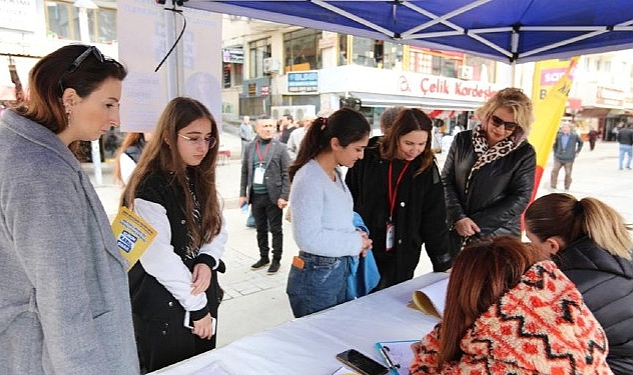 Bayraklı'nın öğrencileri “ücretsiz eğitimle" hayallerine kavuşuyor