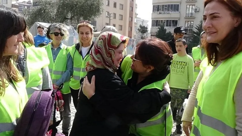 Mücevher İhracatçıları Birliği (MİB) Kadın Konseyi 8 Mart Dünya Kadınlar Günü'nde Deprem Bölgesinde