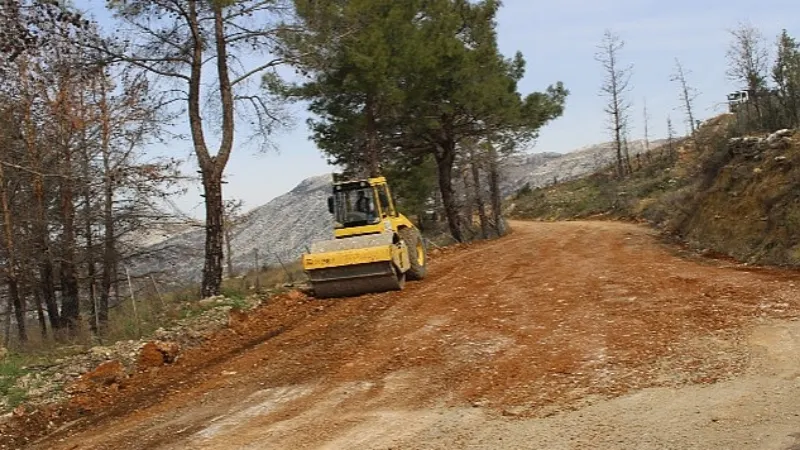 Gebece-Belenobası Grup Yolunda Çalışma