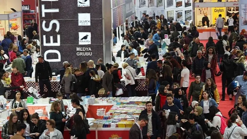 Kitapseverlerin büyük buluşmasına geri sayım: Tüyap 25.İzmir Kitap Fuarı 11 Mart'ta açılıyor