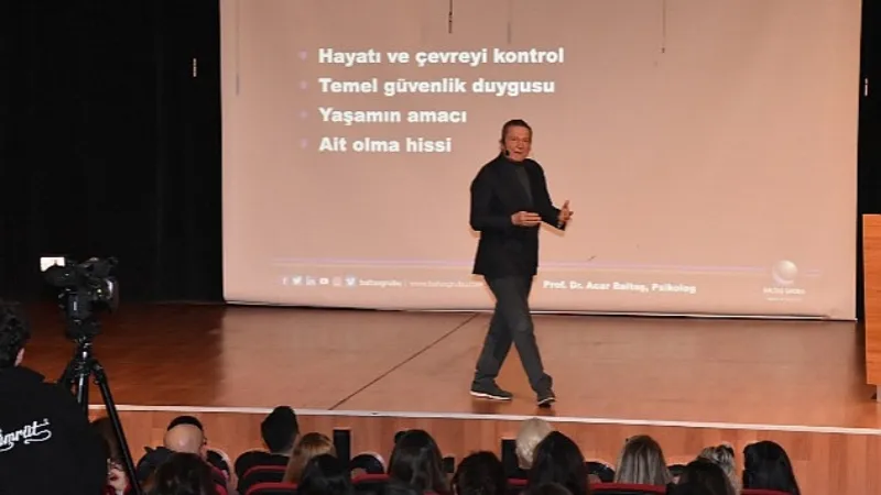 Bahçeşehir Koleji Velilerini Prof. Dr. Acar Baltaş ile Buluşturdu