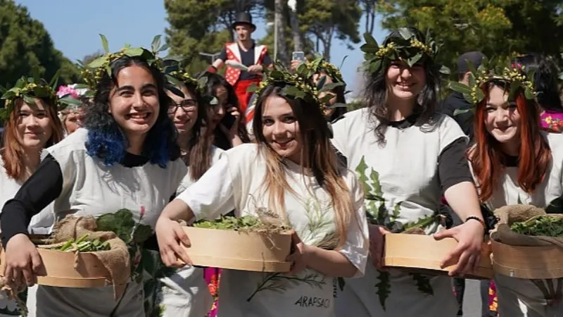 12. Alaçatı Ot Festivali 27-30 Nisan'da Yapılacak