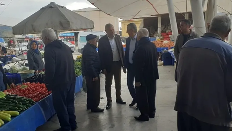 Başkan Topaloğlu'ndan Kuzdere pazar esnafını ziyaret